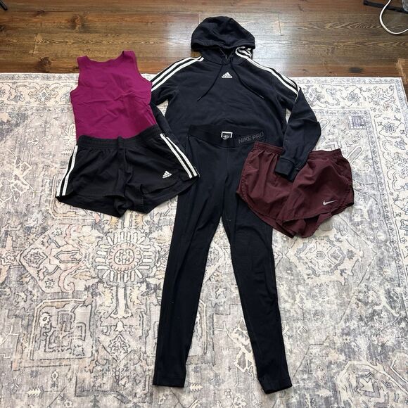 Woman’s Activewear Bundle Lot Size XS & Small 5 Piece Bundle Adidas Nike Calia - Picture 1 of 9